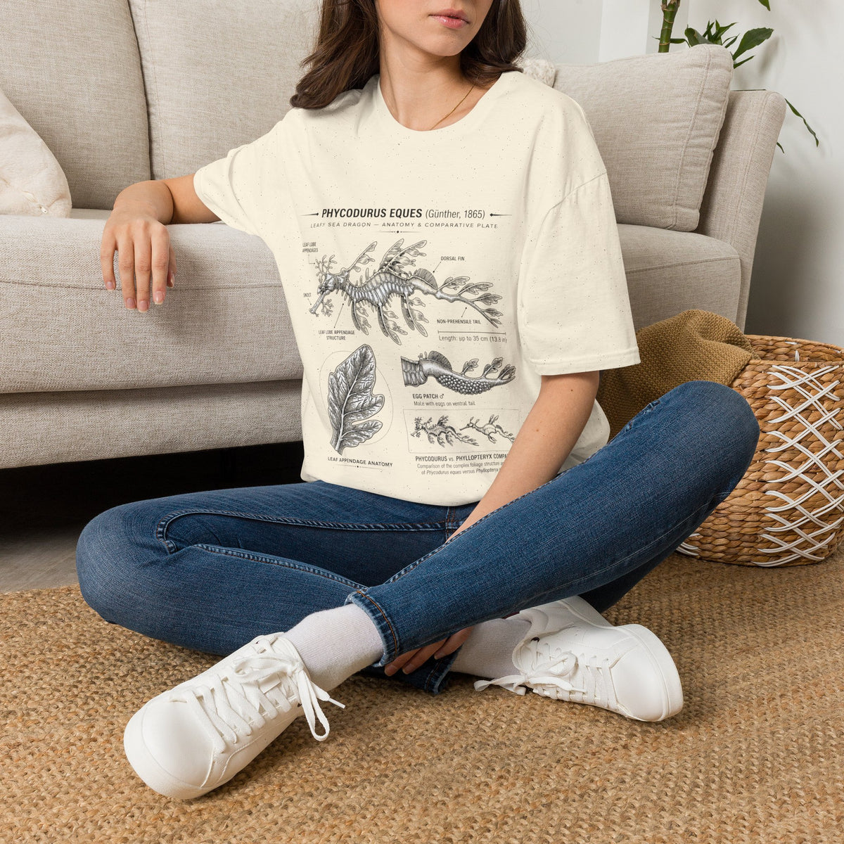Sea Dragon Anatomy T-Shirt — Phycodurus Eques Botanical Illustration Tee