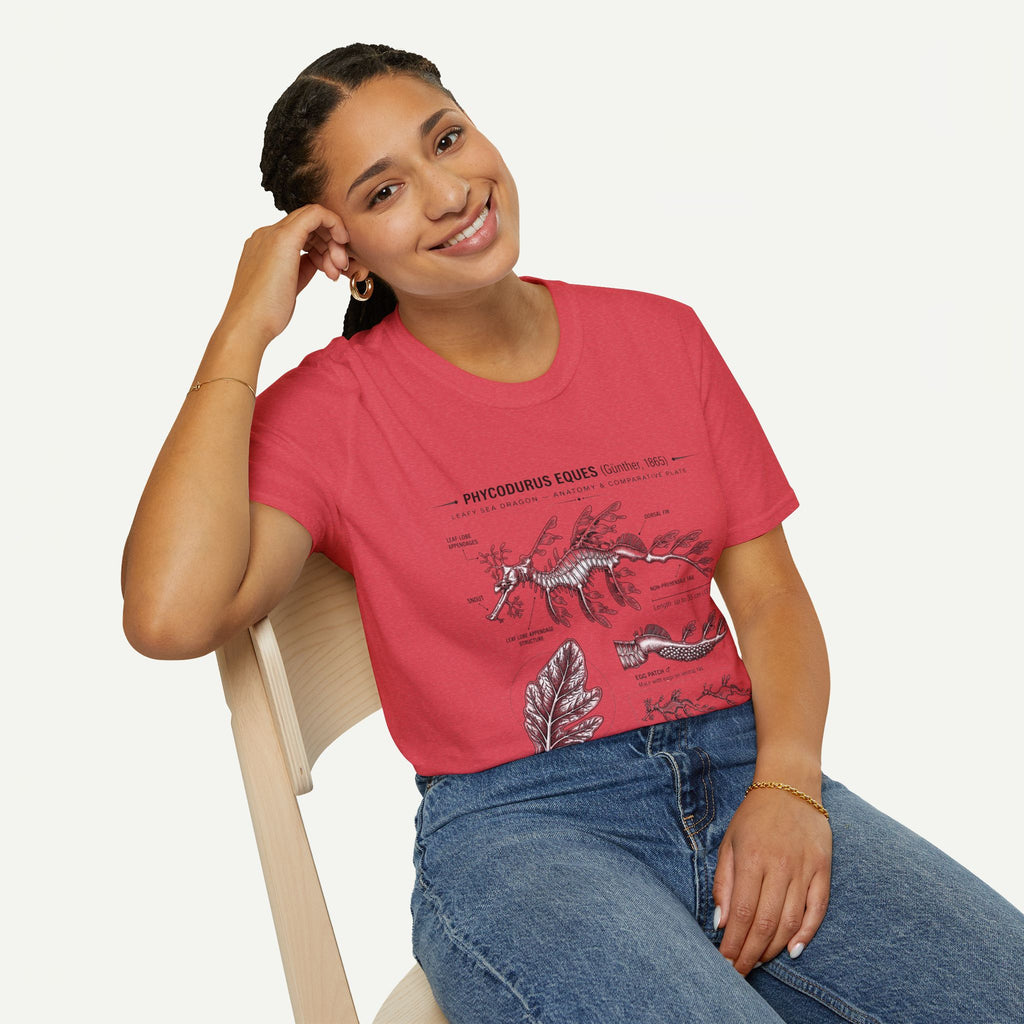 Sea Dragon Anatomy T-Shirt — Phycodurus Eques Botanical Illustration Tee