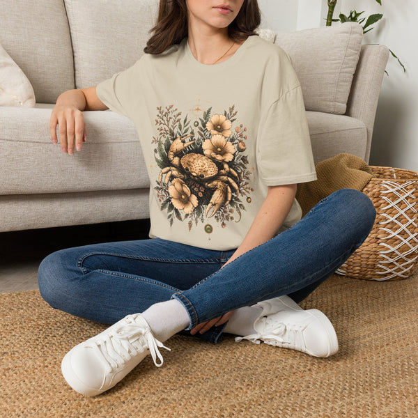 Floral Crab Tee — Vintage Coastal Crab & Wildflower Graphic T-Shirt